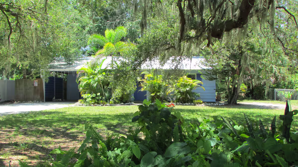 PetFriendlyRentalSRQ.com